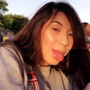 Meet your Posher, Ariana